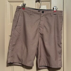 Hurley Shorts Men's Size 31 Beige Plaid Dri-Fit Outdoor Hiking Surf Beach